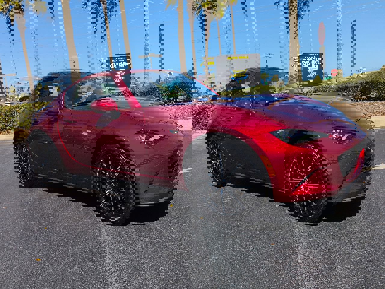 Used 2024 MAZDA MX-5 Miata RF Grand Touring image 2