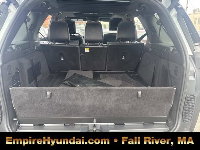Used 2019 Land Rover Discovery HSE image 5
