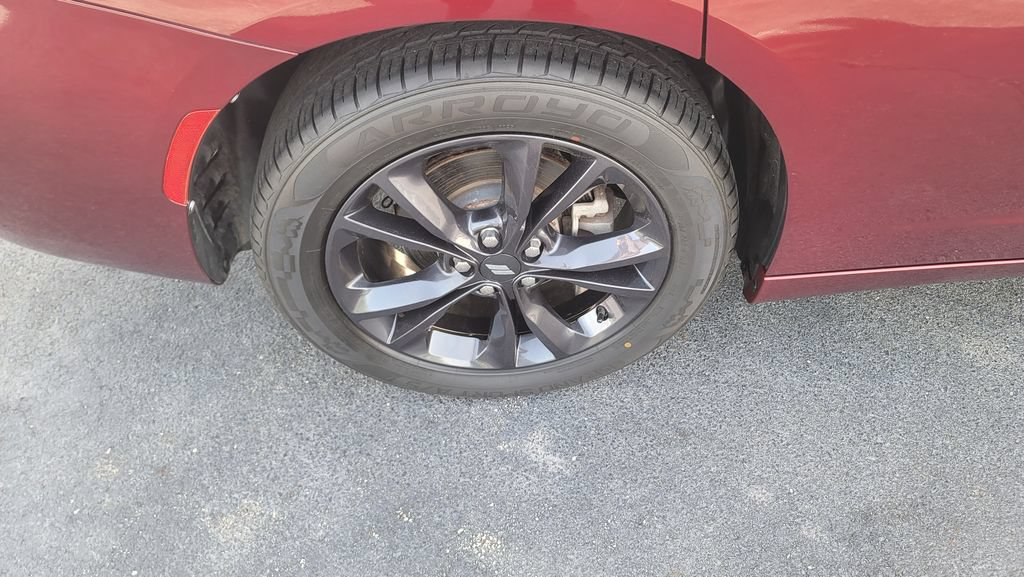 Used 2021 Dodge Charger SXT w/ Blacktop Package AWD/4WD image 13