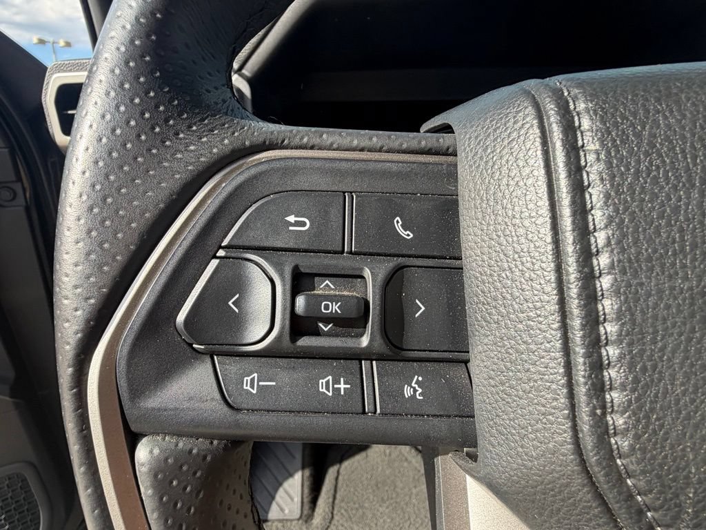 Used 2025 Toyota 4Runner TRD Off-Road Premium AWD/4WD image 14