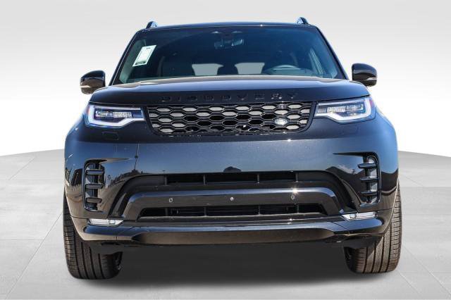 Certified 2025 Land Rover Discovery Dynamic SE AWD/4WD image 2