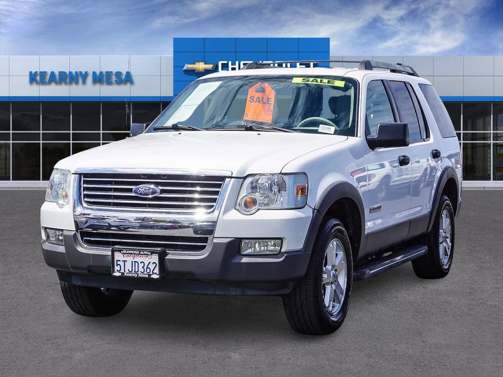 Used 2006 Ford Explorer XLT RWD image 3