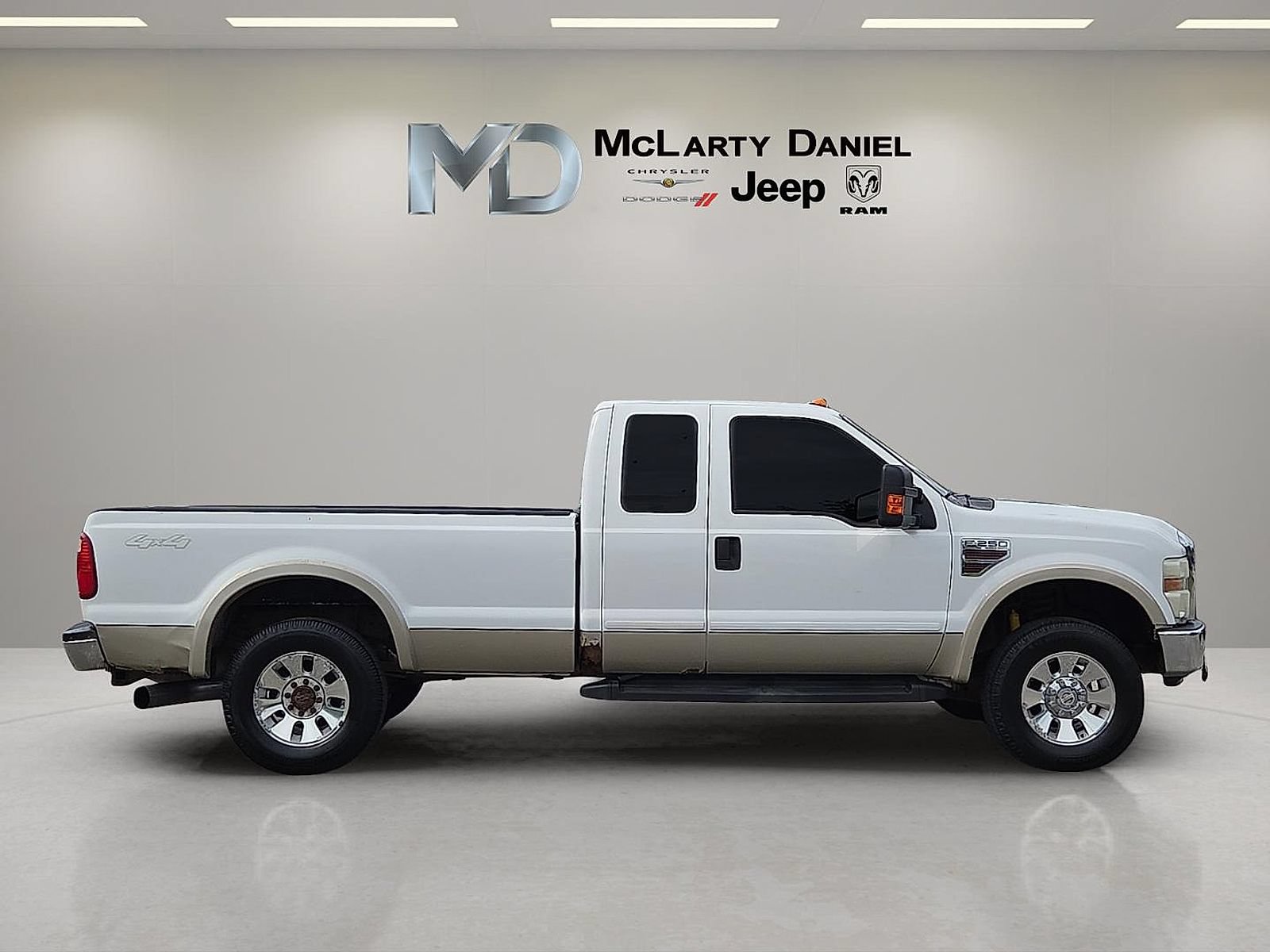Used 2008 Ford F250 FX4 AWD/4WD image 6
