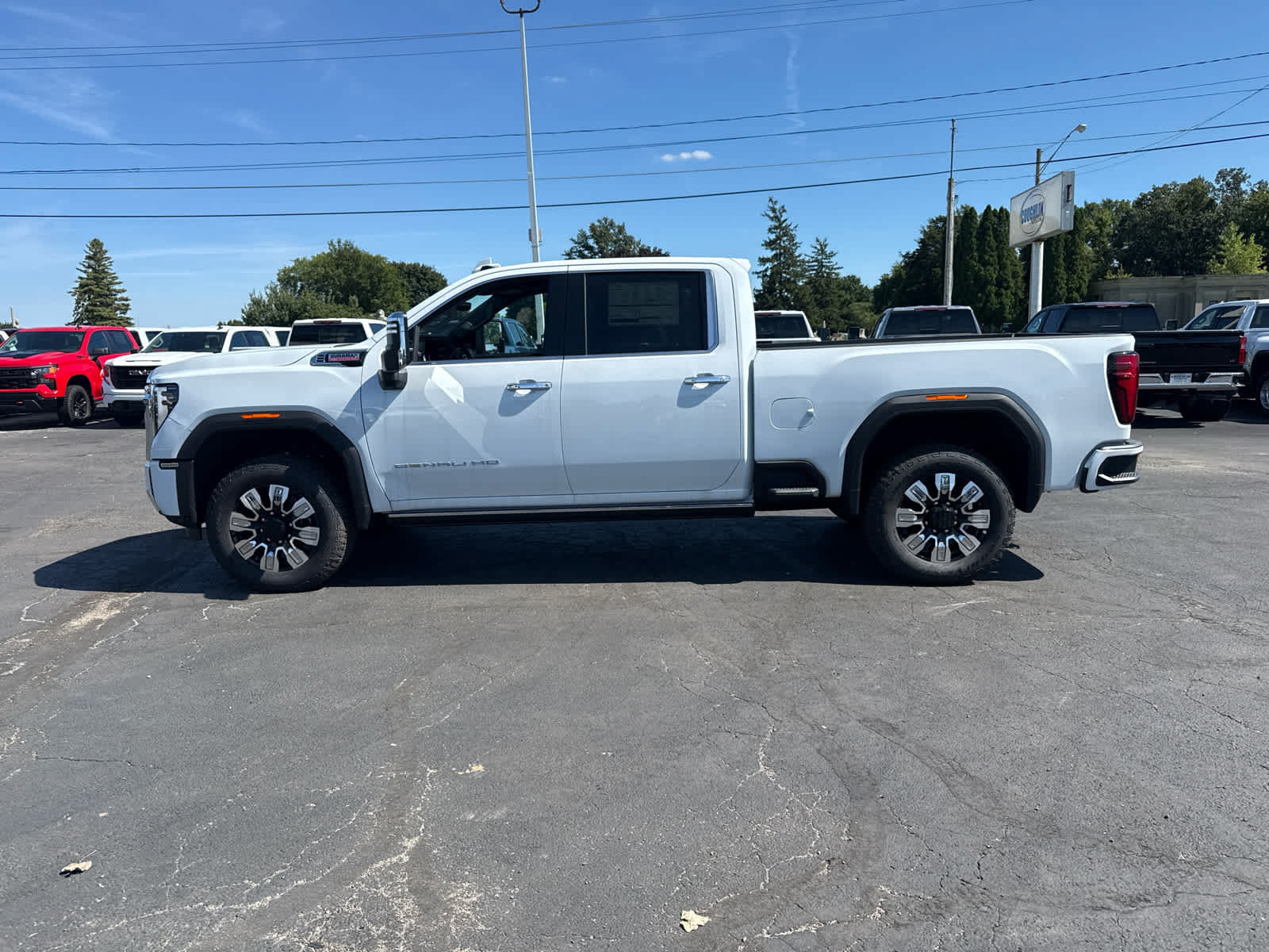New 2026 GMC Sierra 3500 Denali w/ Denali Reserve Package AWD/4WD image 2