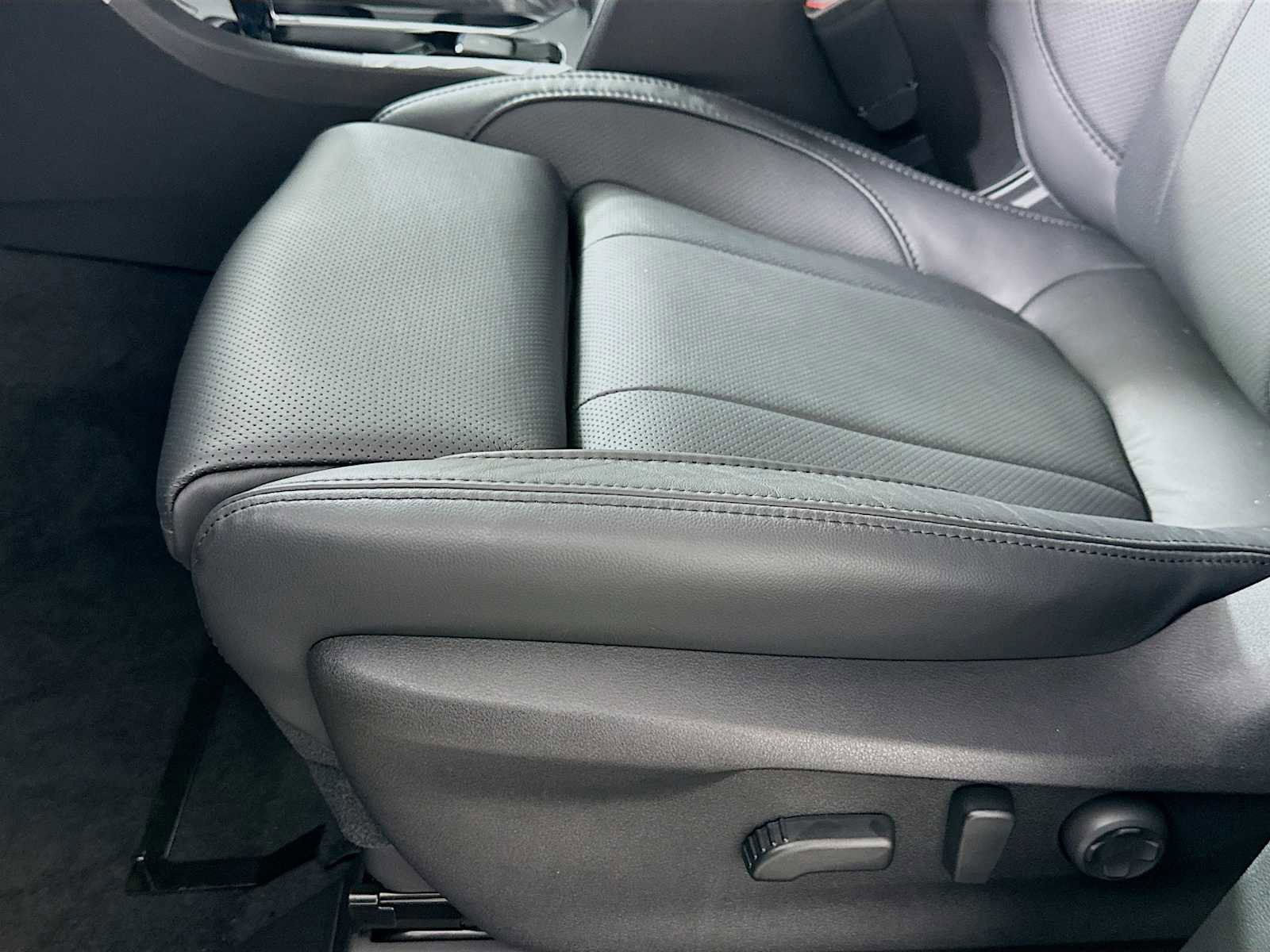 New 2025 Subaru Ascent Bronze Edition w/ Onyx Package image 18