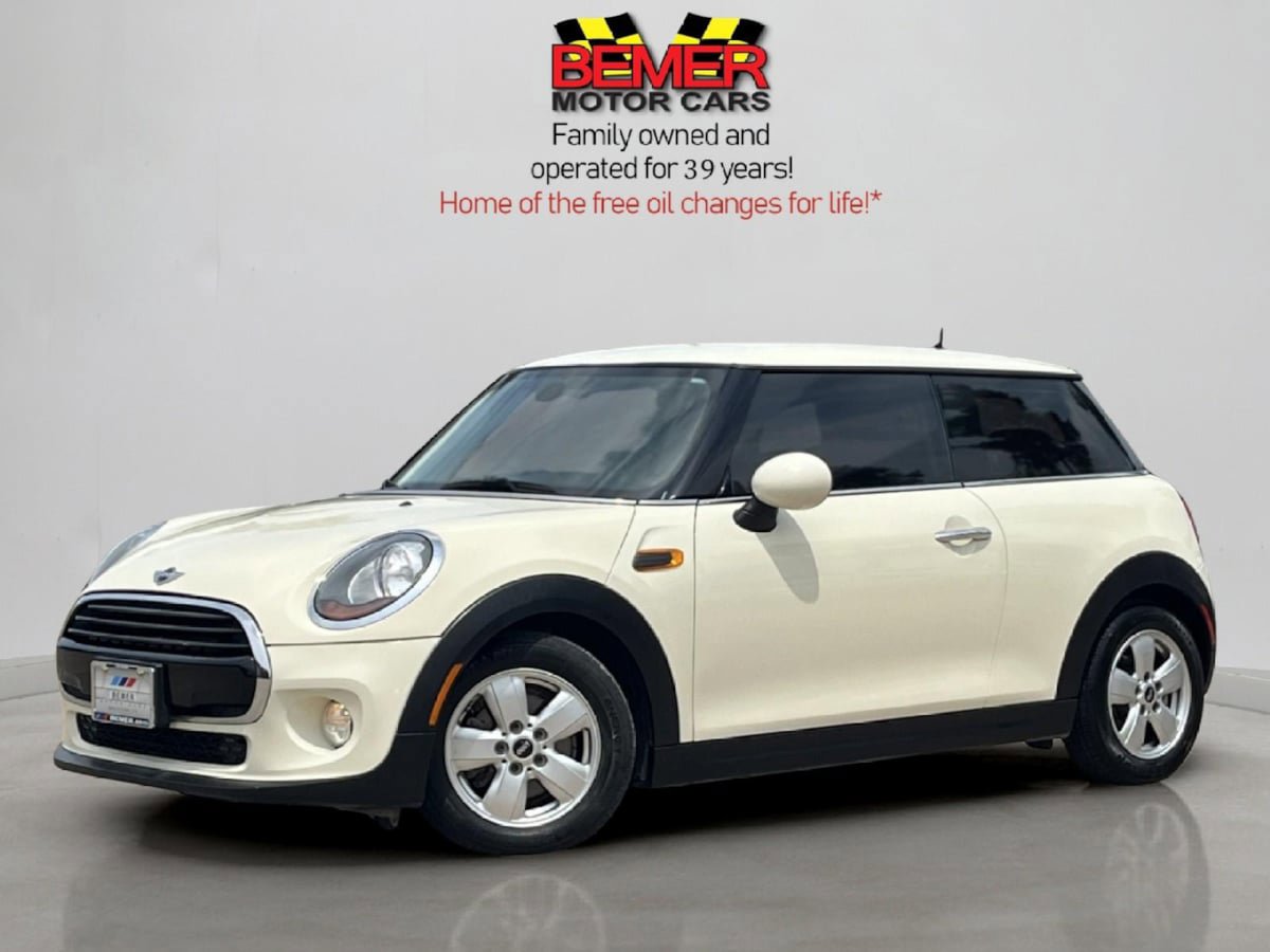 Used 2017 MINI Cooper 2-Door Hardtop FWD image 1