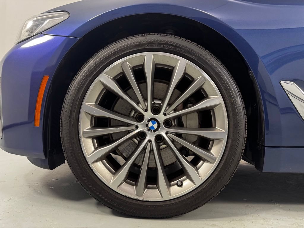 Used 2022 BMW 530i xDrive w/ Premium Package AWD/4WD image 11