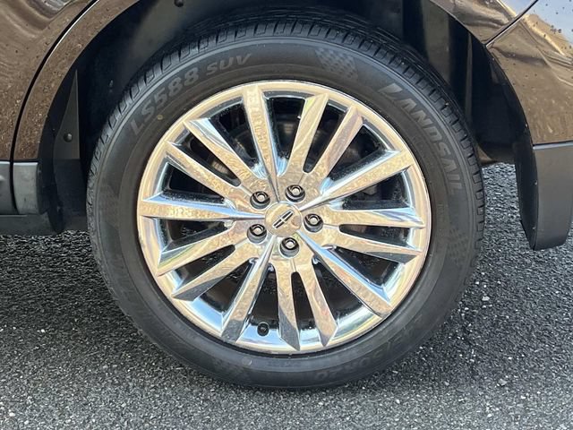 Used 2015 Lincoln MKX FWD w/ Equipment Group 102A image 10