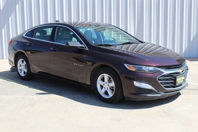 Used 2021 Chevrolet Malibu LS image 4