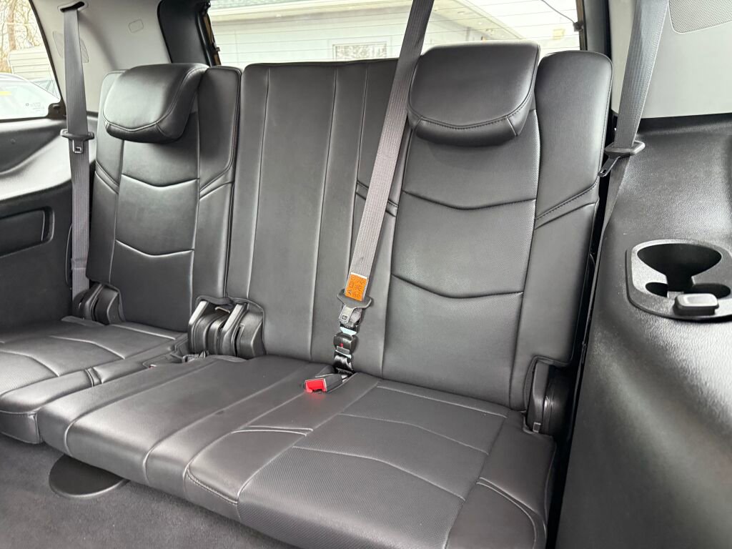Used 2020 Cadillac Escalade Luxury AWD/4WD image 27