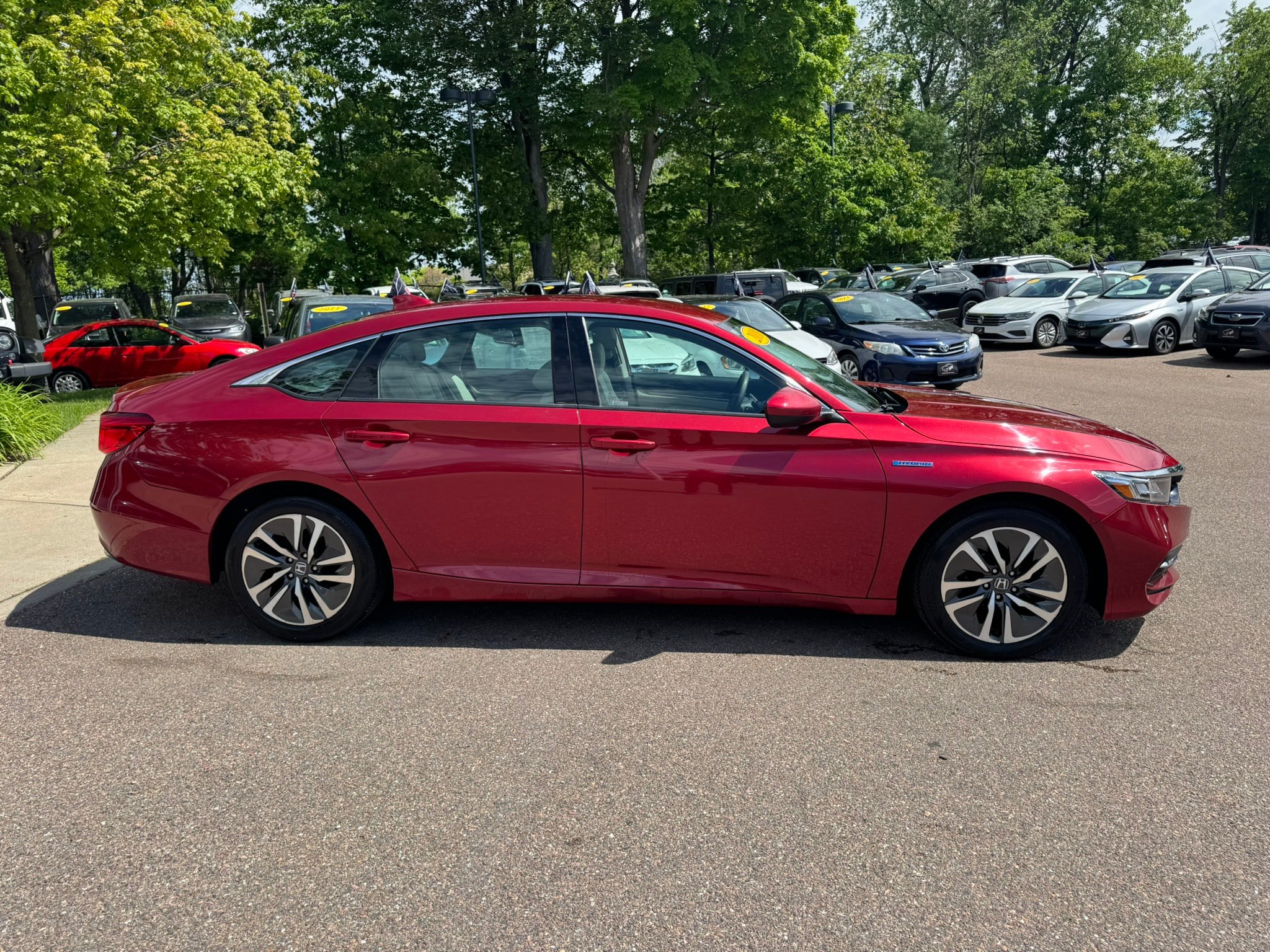 Used 2018 Honda Accord Hybrid image 8
