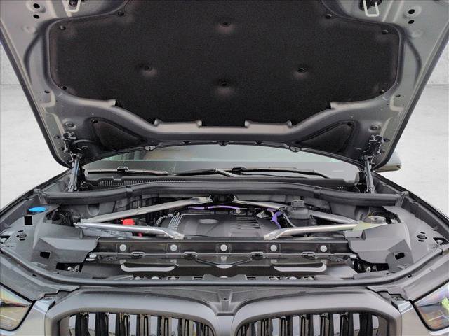 New 2026 BMW X5 xDrive40i w/ M Sport Package image 17