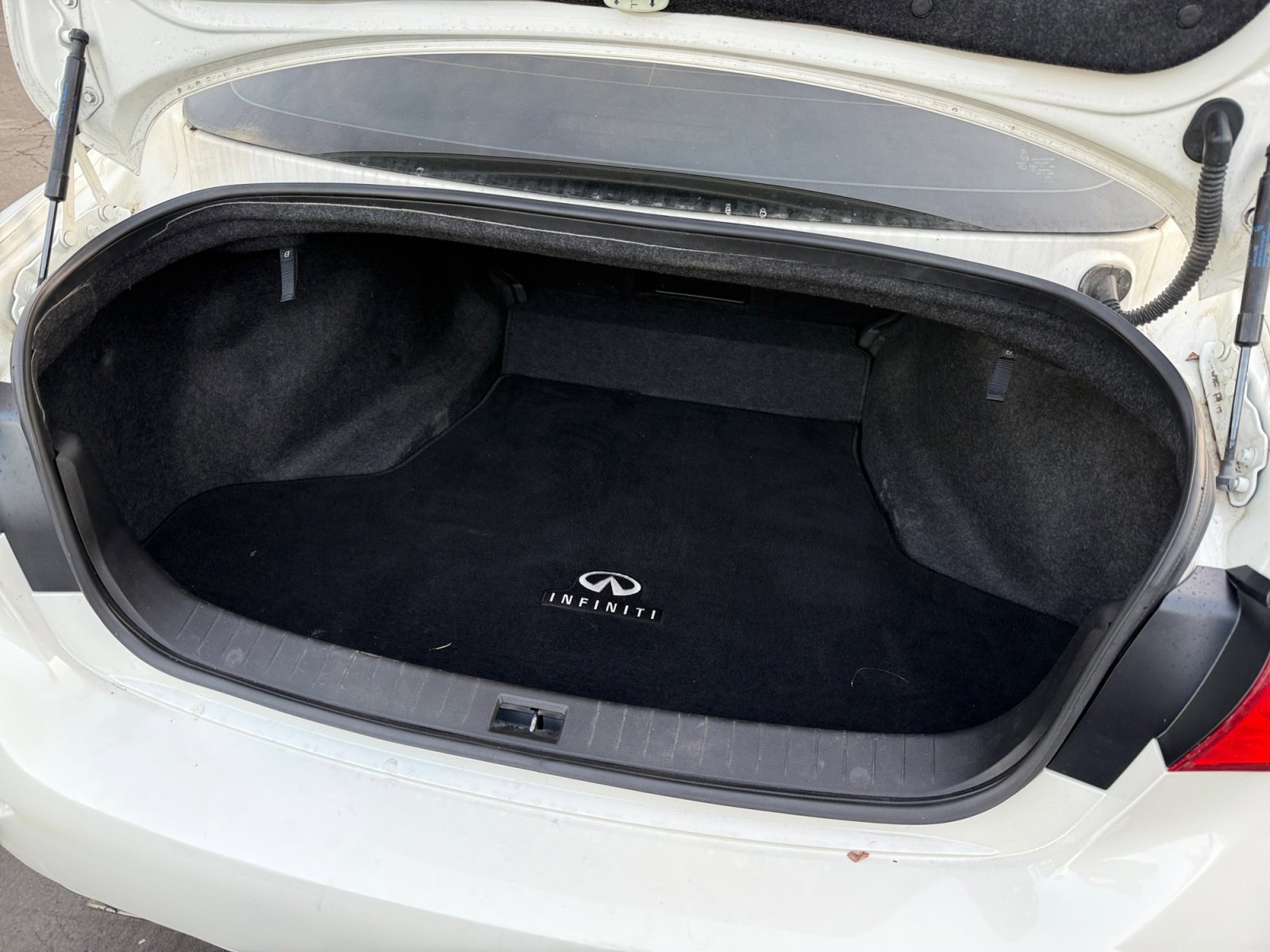 Used 2017 INFINITI Q50 3.0t Premium w/ 3.0T Premium Plus Package image 20