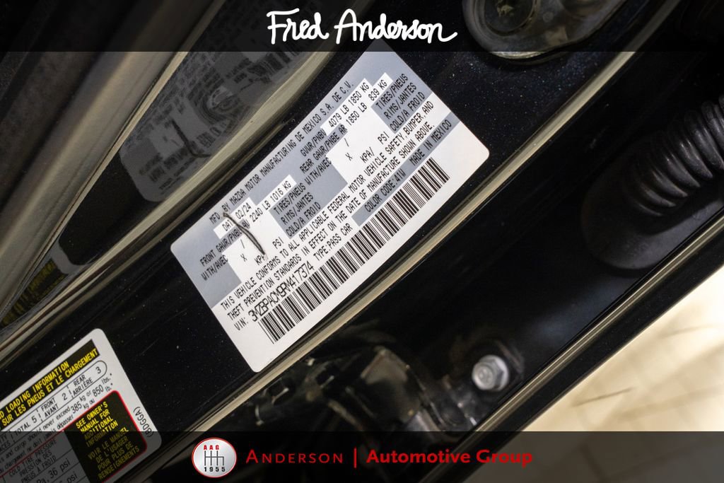 Used 2024 MAZDA MAZDA3 s FWD image 19