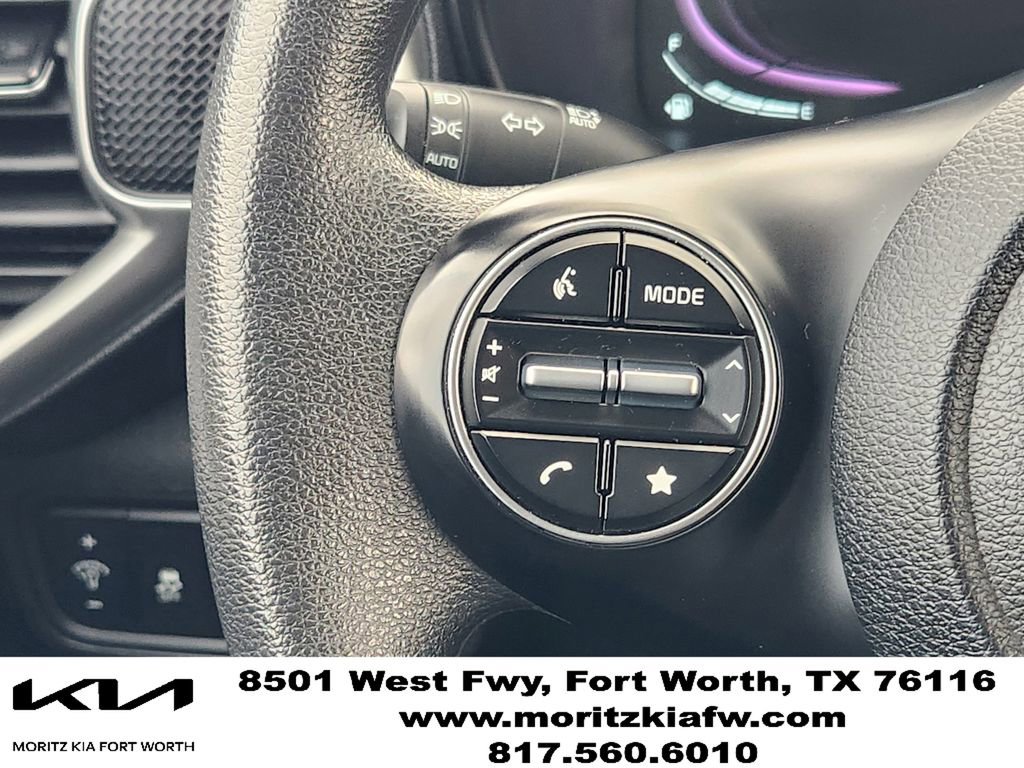 Certified 2023 Kia Soul LX w/ LX Technology Package FWD image 25