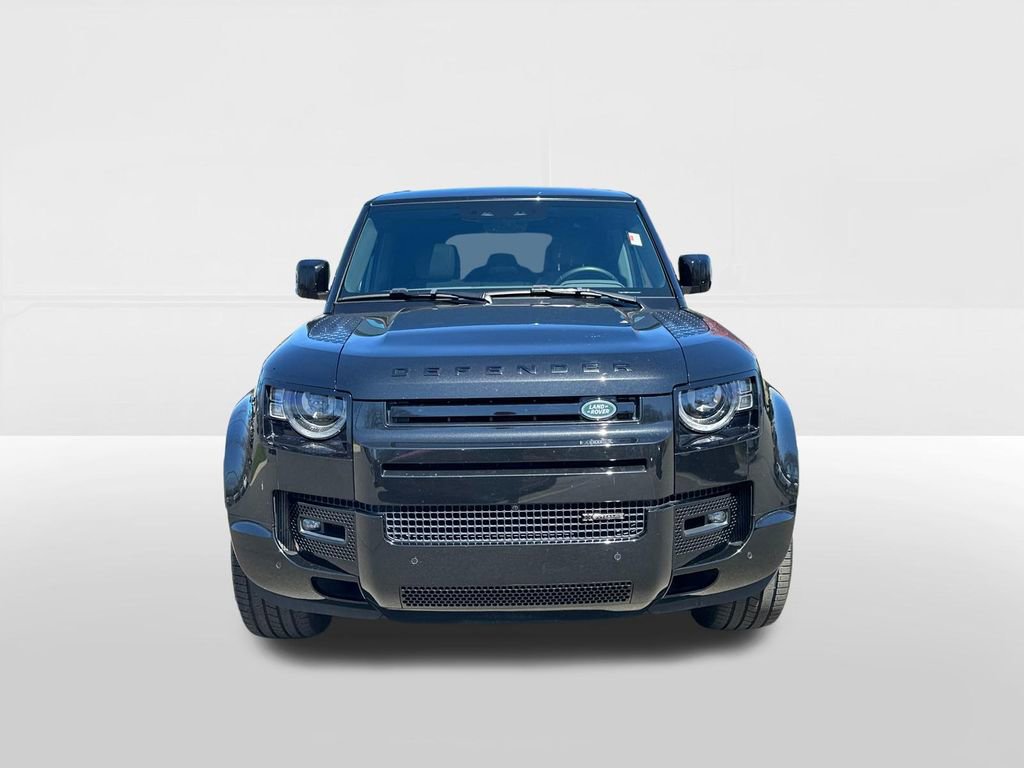 Certified 2023 Land Rover Defender 110 X-Dynamic SE image 6