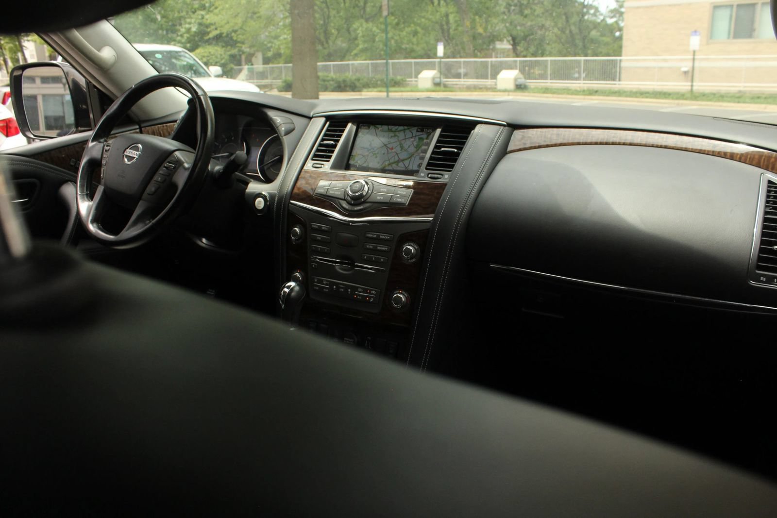 Used 2020 Nissan Armada SL w/ Premium Package RWD image 17