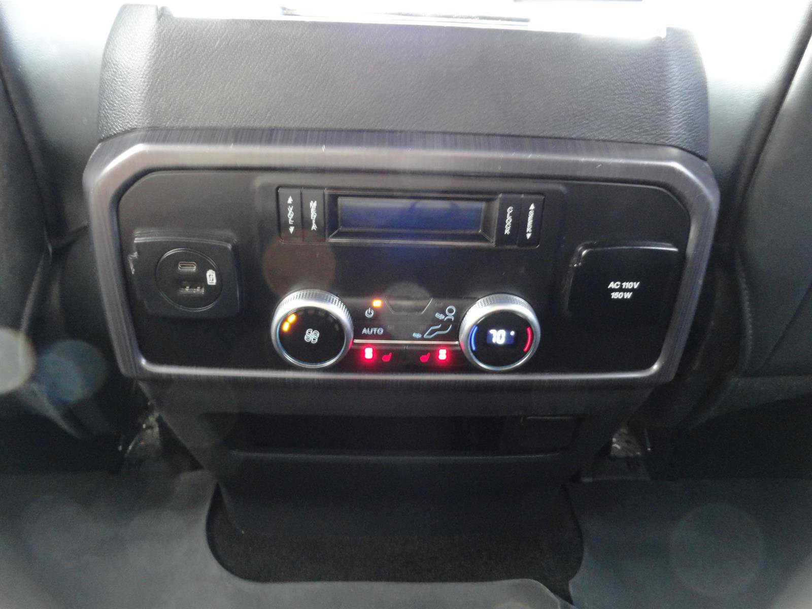 Certified 2022 Ford Expedition Max Platinum image 23