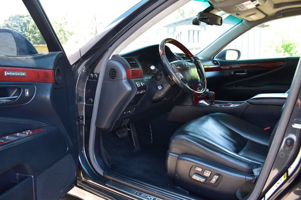Used 2011 Lexus LS 460 L w/ Rear Seat Upgrade Pkg AWD/4WD image 13