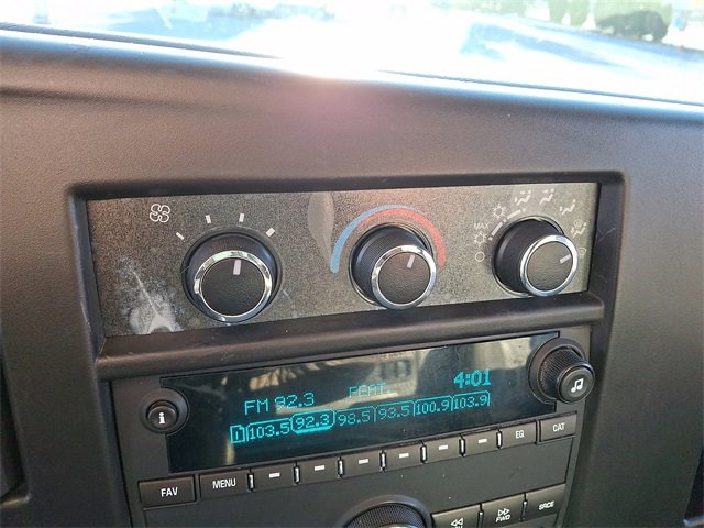 Used 2019 Chevrolet Express 2500 image 17