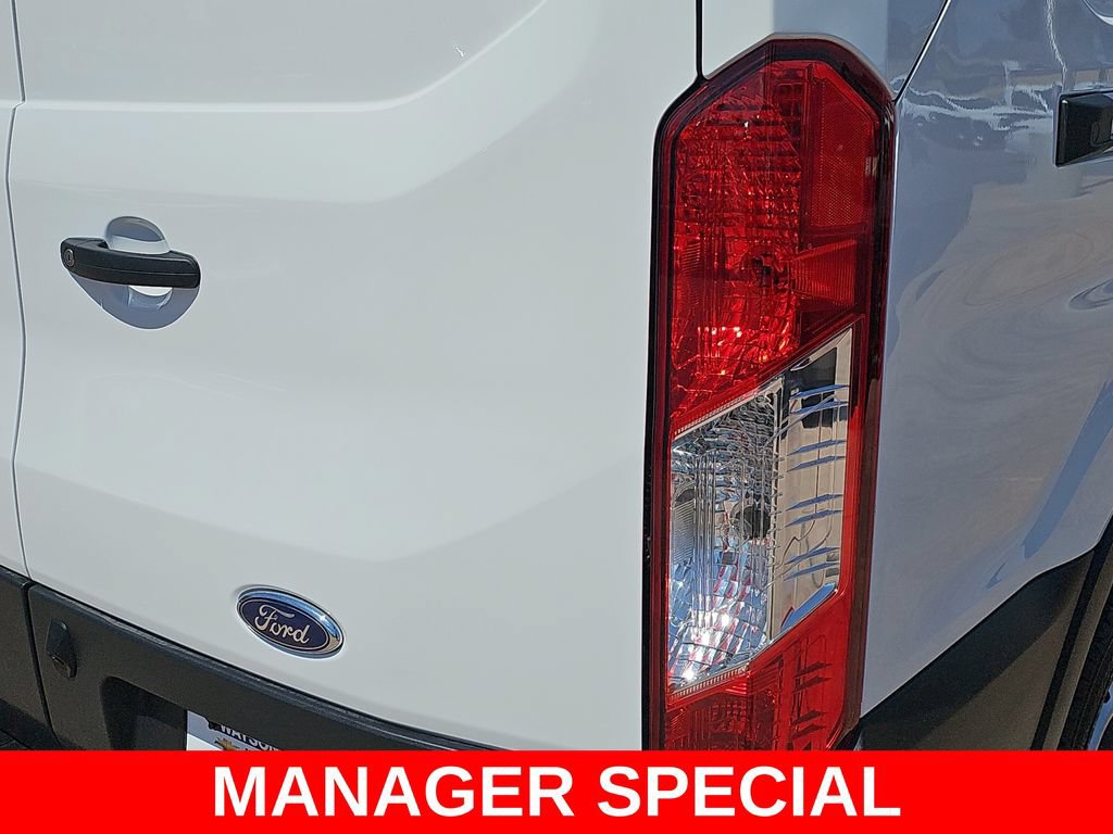 New 2025 Ford Transit 250 Low Roof RWD image 41