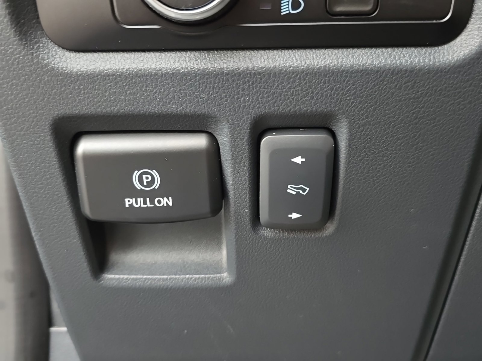Used 2023 Ford Expedition Limited AWD/4WD image 21