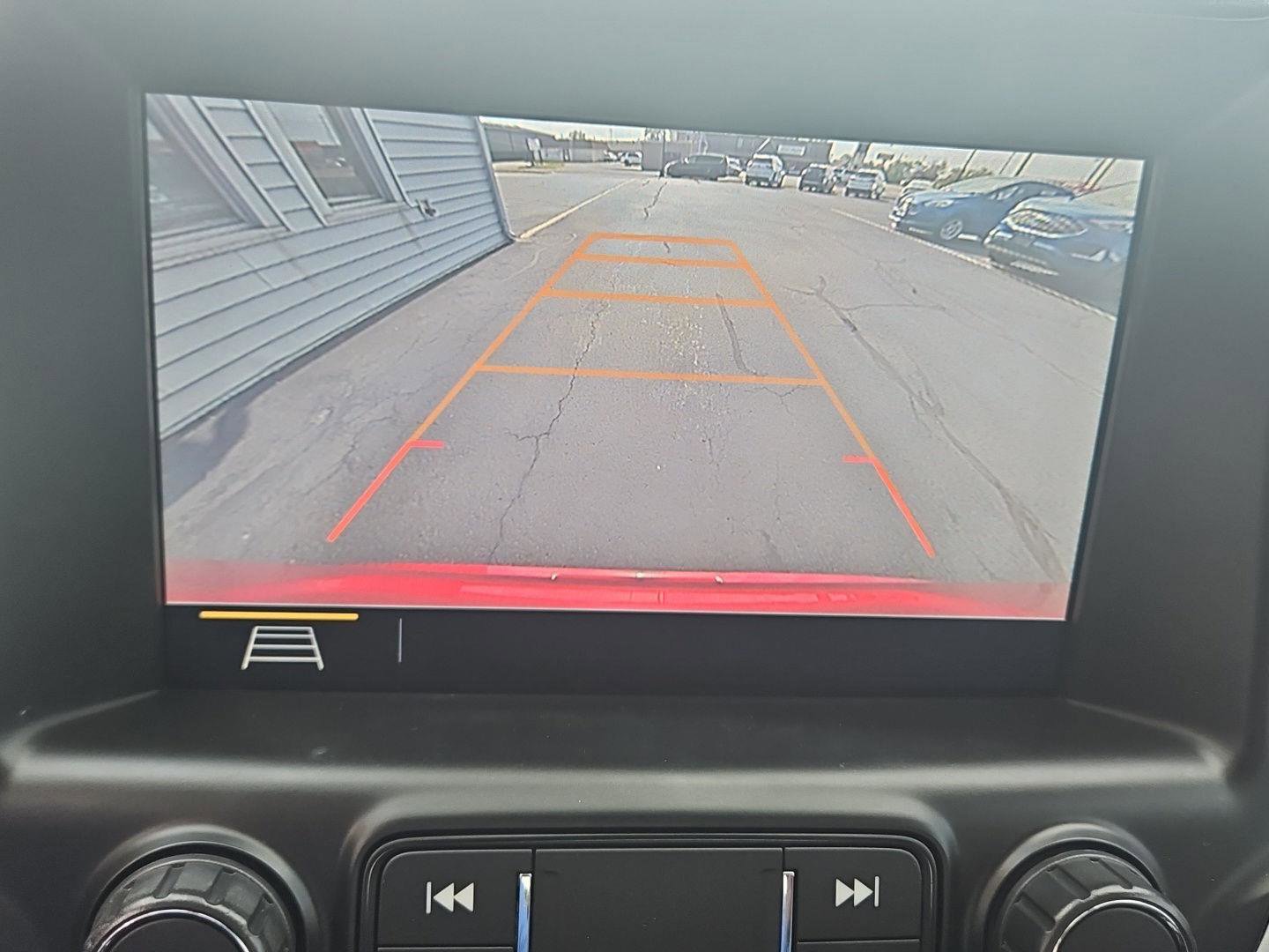Used 2019 GMC Terrain SLT w/ Preferred Package AWD/4WD image 17