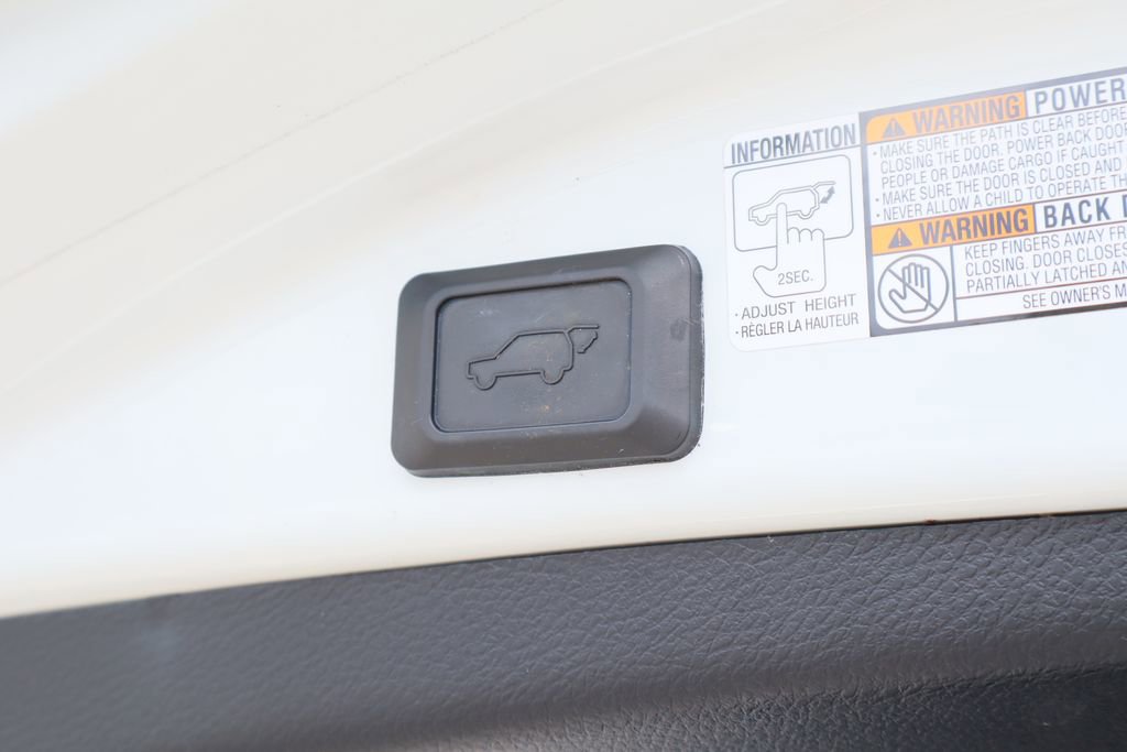 Used 2018 Toyota RAV4 Limited w/ Advanced Technology Package image 25