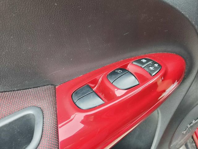 Used 2014 Nissan Juke SV w/ Navigation Package image 28