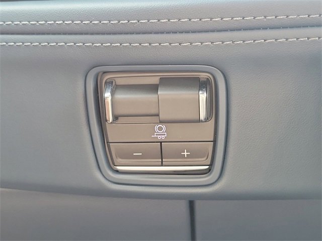 New 2025 Cadillac Escalade IQ Luxury 2 image 17