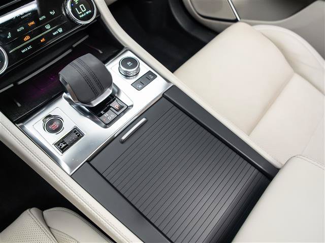 Used 2022 Jaguar F-PACE S AWD/4WD image 26