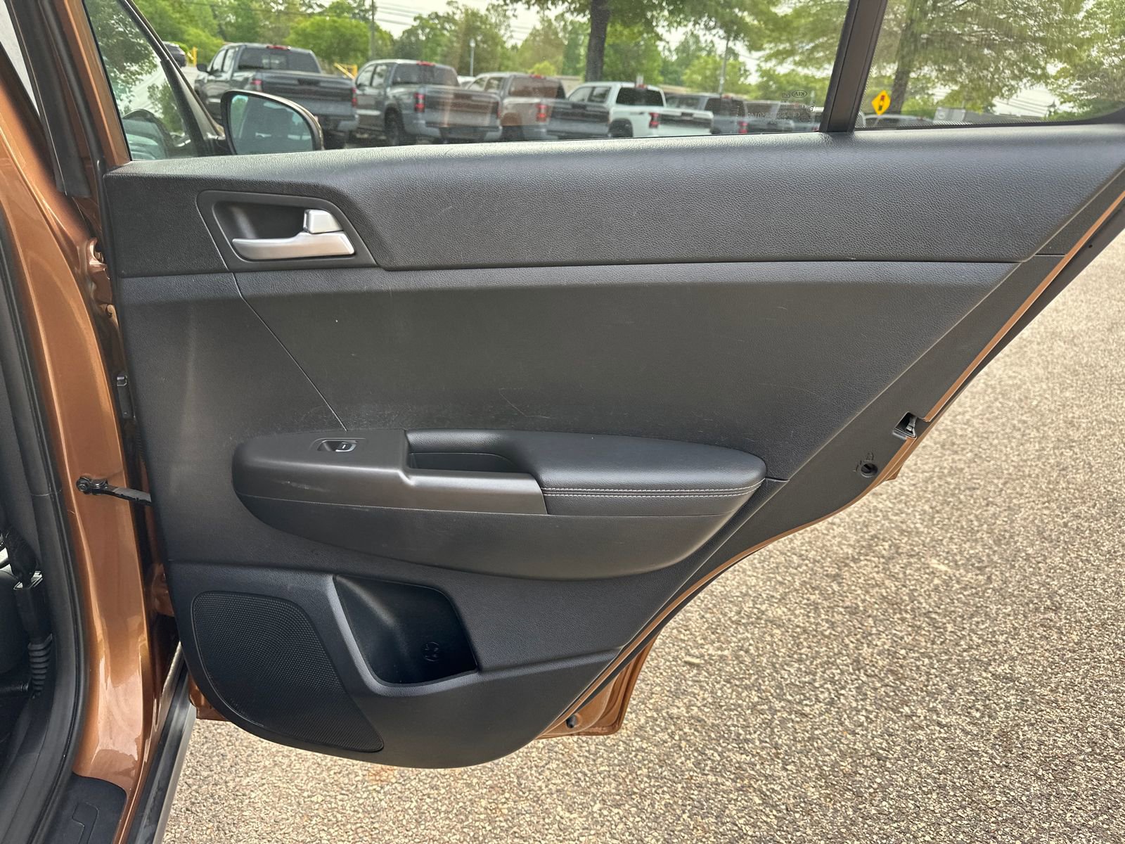 Used 2018 Kia Sportage LX image 14