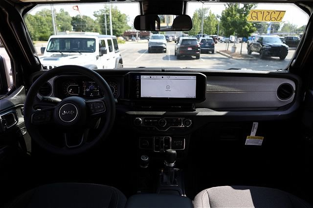 New 2025 Jeep Gladiator Sport image 12