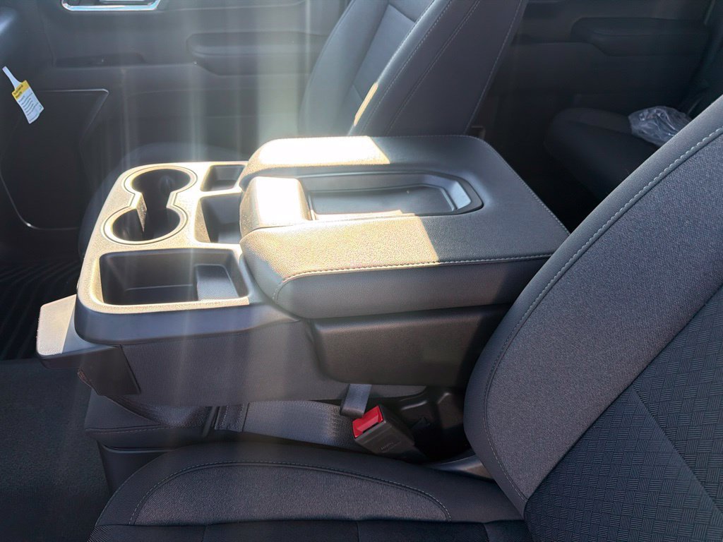 Used 2022 Chevrolet Silverado 1500 LT AWD/4WD image 20