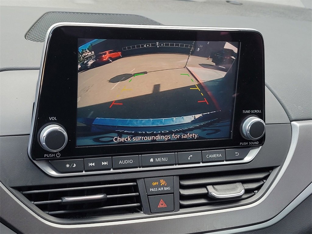 Used 2023 Nissan Altima 2.5 SR image 17