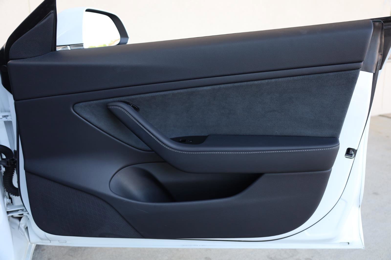 Used 2018 Tesla Model 3 Mid Range RWD image 27