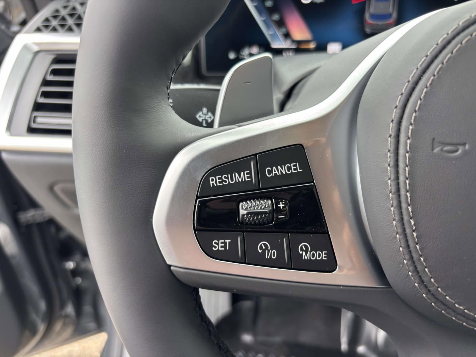 New 2026 BMW X5 xDrive50e image 12