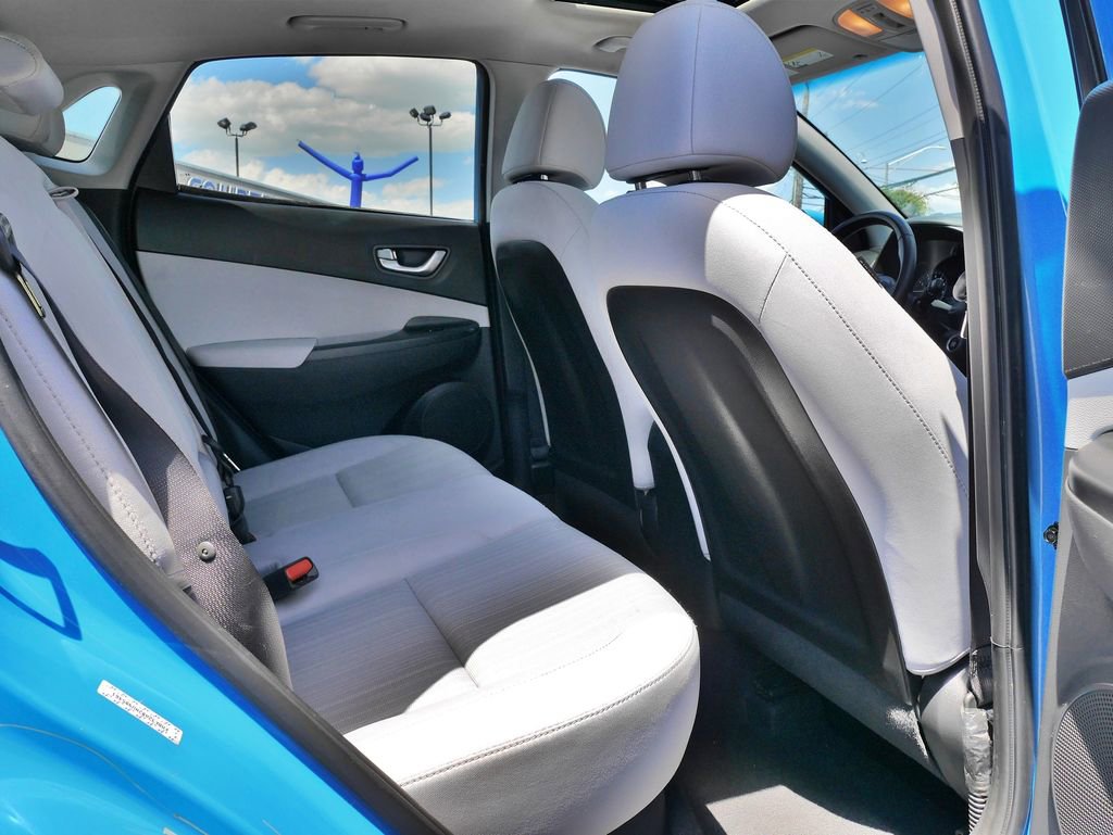 Used 2022 Hyundai Kona SEL w/ Convenience Package FWD image 12