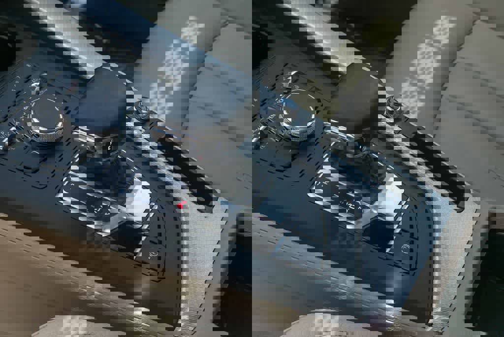 Used 2018 Audi A4 2.0T Ultra Premium w/ Convenience Package image 18