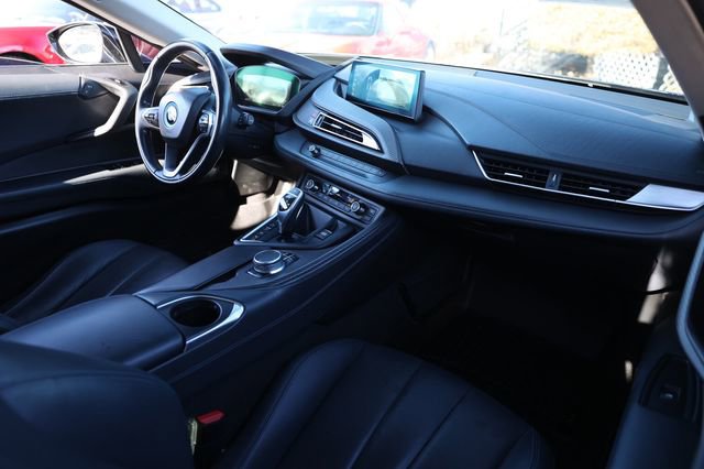 Used 2019 BMW i8 Coupe image 21