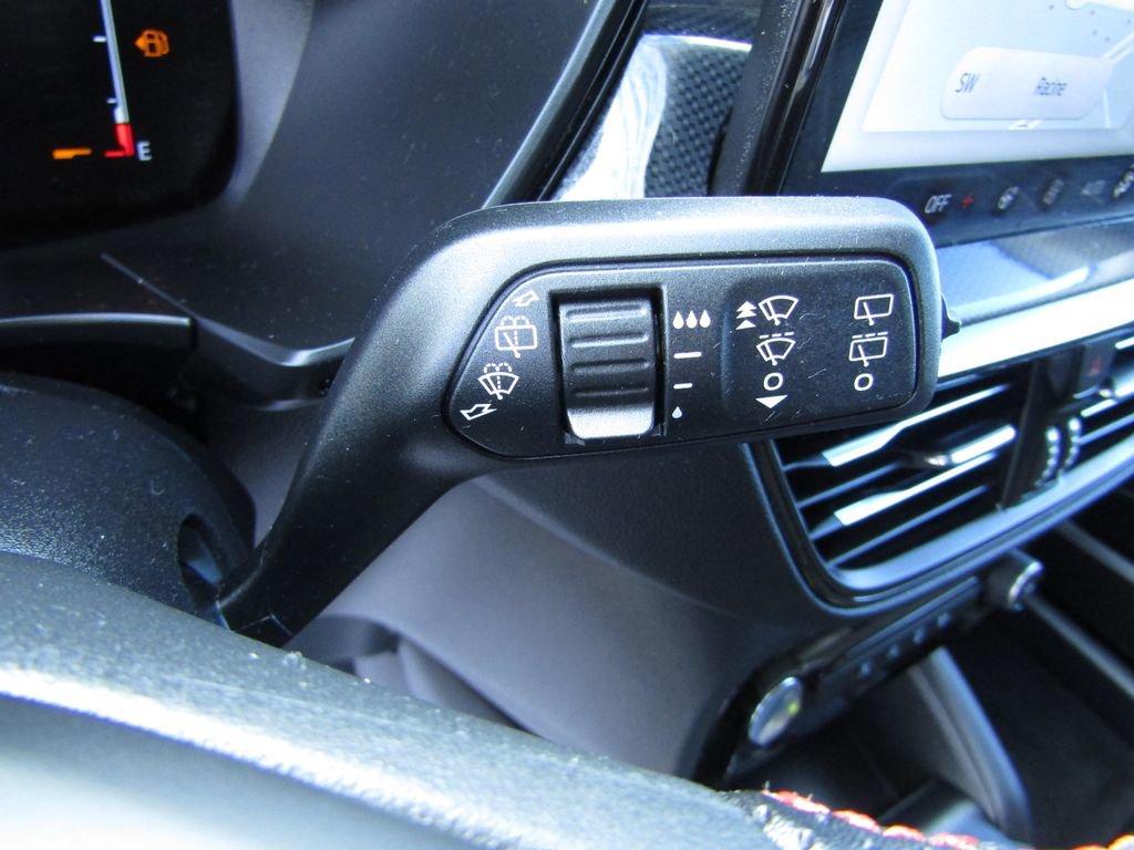 Used 2023 Ford Escape ST-Line w/ Tech Pack #1 AWD/4WD image 22
