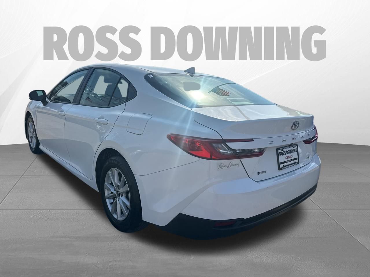 Used 2025 Toyota Camry LE image 6