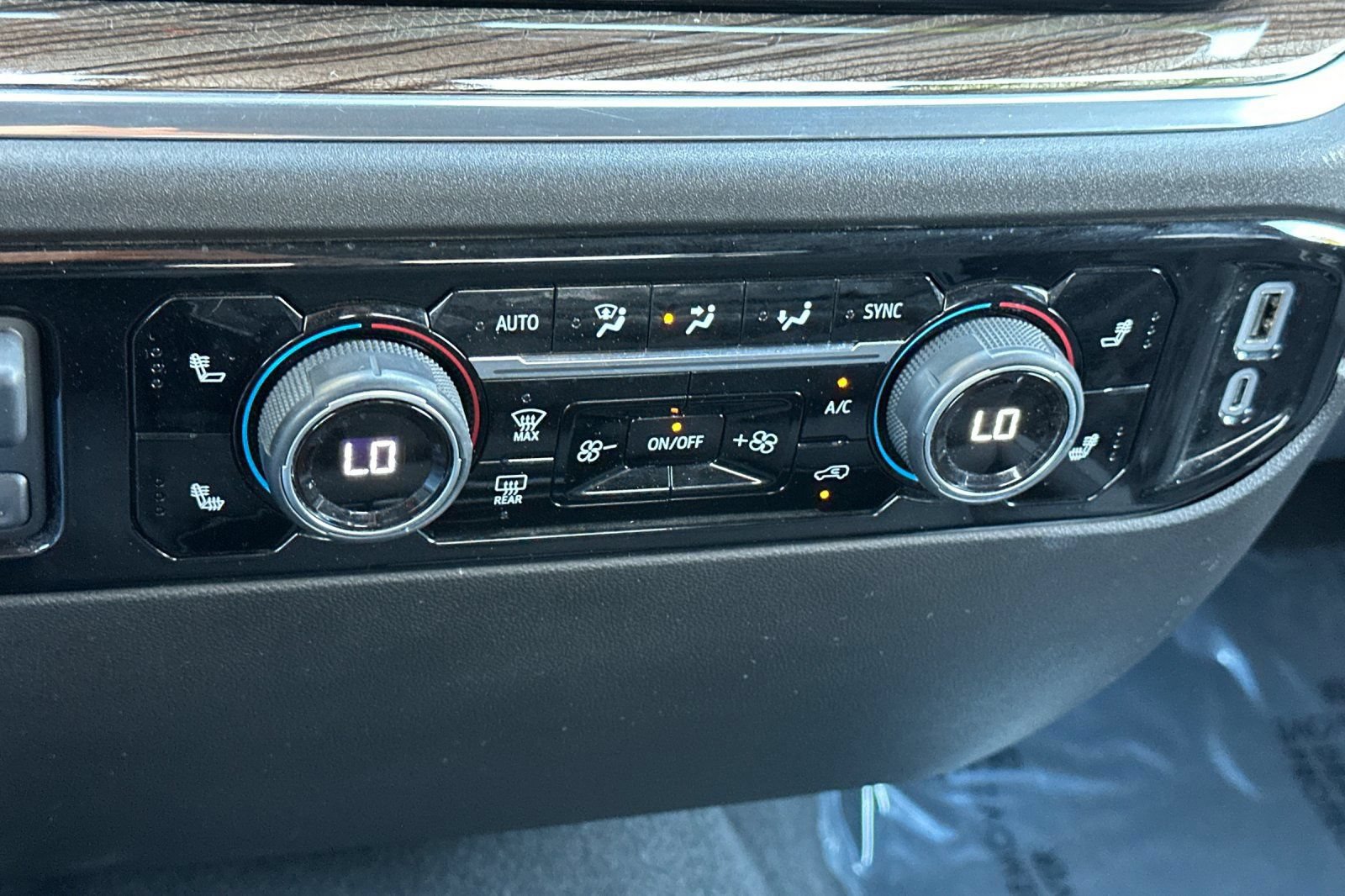 Certified 2025 Chevrolet Silverado 1500 LT RWD image 20