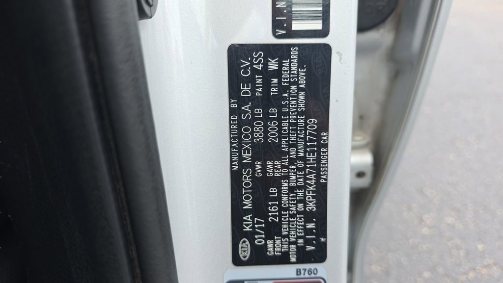 Used 2017 Kia Forte LX FWD image 23