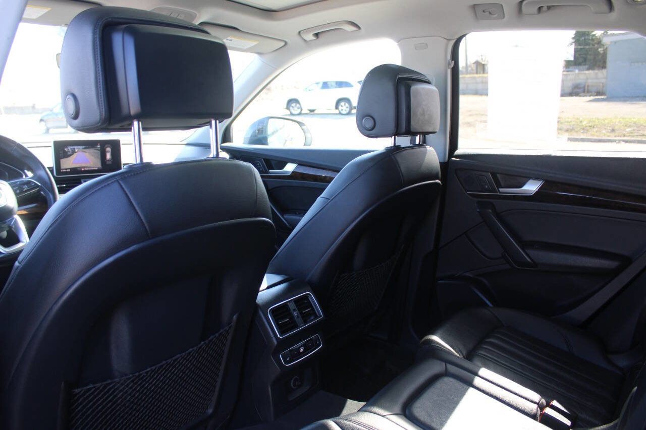 Used 2018 Audi Q5 2.0T Premium Plus w/ Premium Plus Package image 16