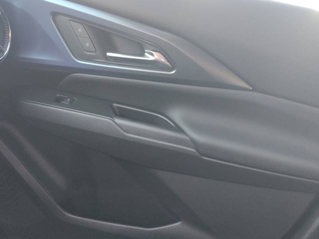 New 2026 Chevrolet Equinox EV LT image 15