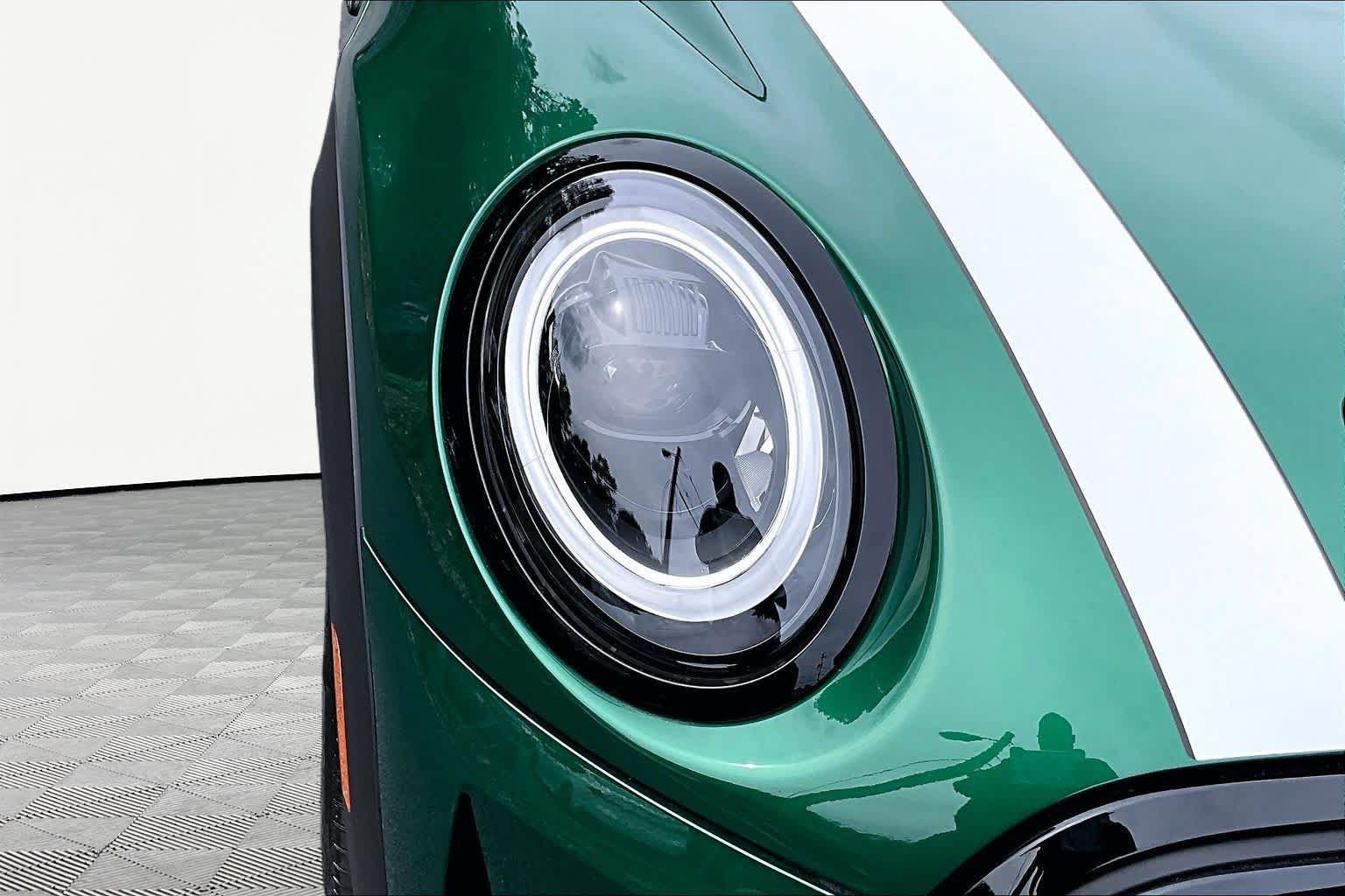 Used 2024 MINI Cooper SE FWD image 26