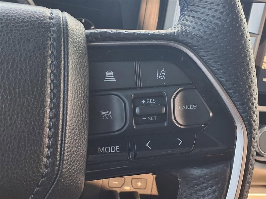 Used 2024 Toyota Sequoia Platinum image 15