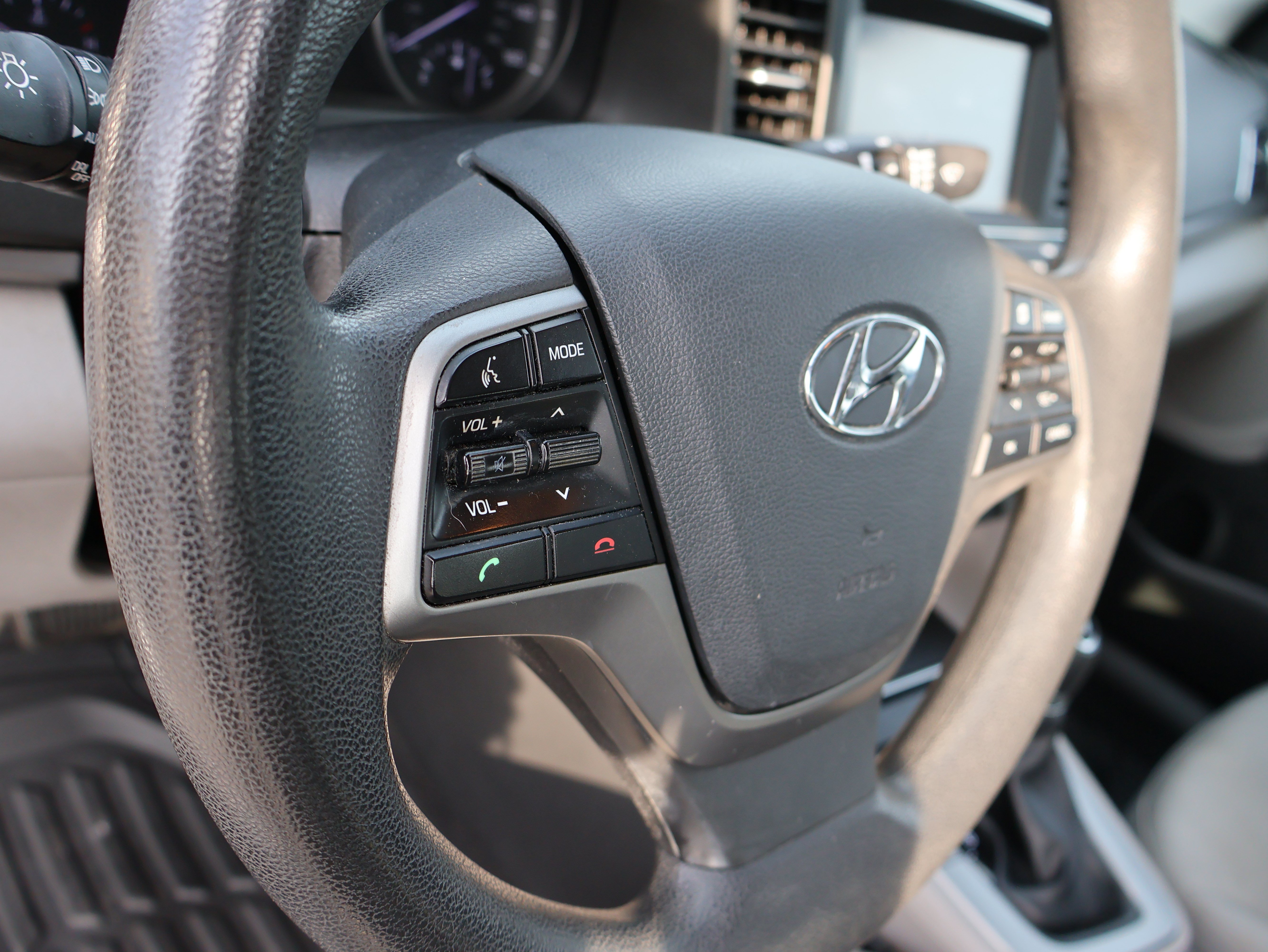 Used 2018 Hyundai Elantra SEL FWD image 20