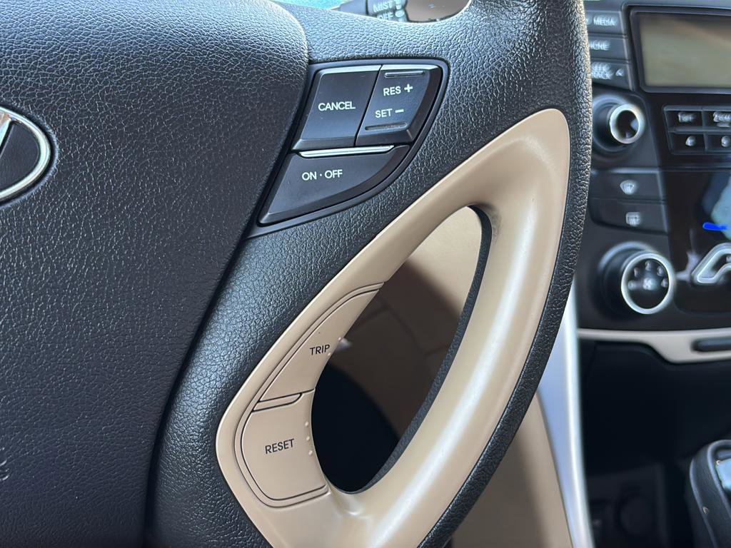 Used 2013 Hyundai Sonata GLS w/ Popular Equipment Pkg FWD image 27